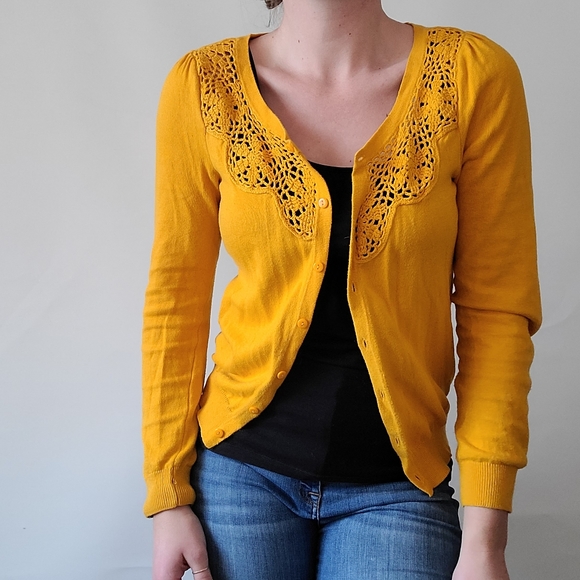 Cardigan with Knit Detailing - Picture 7 of 10